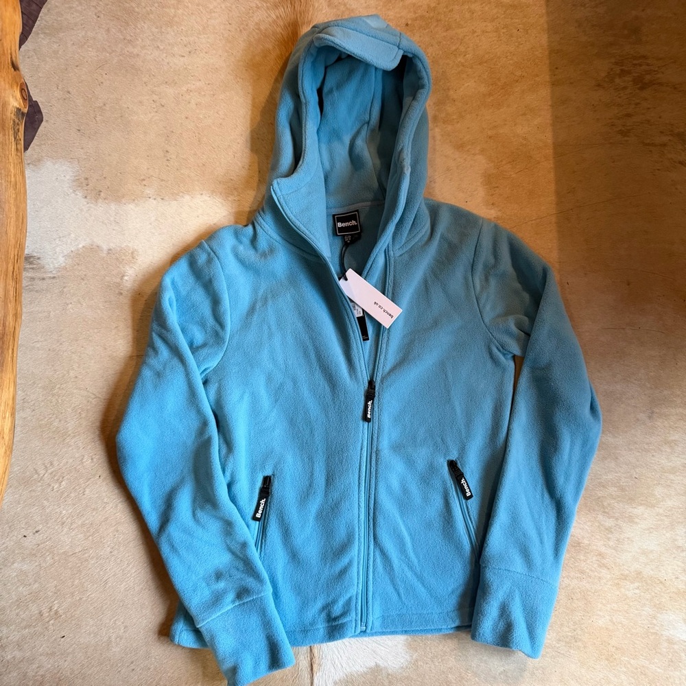 Bench Hooded Fleece Jacket. Arctic blue.  Medium.